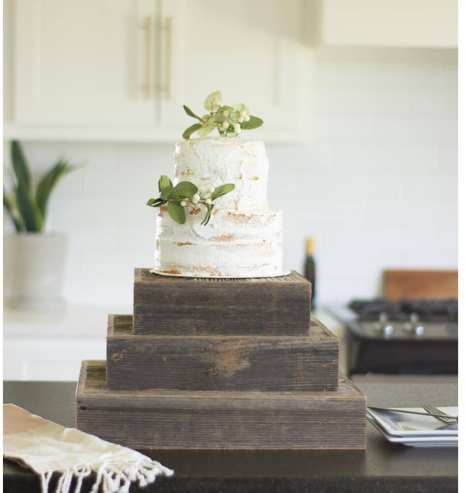 BarnwoodUSA Weathered Gray Rustic Farmhouse 3-Tier Solid Wood Cake and Dessert Stand