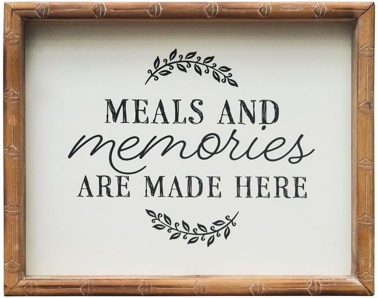 PARISLOFT Farmhouse Meals And Memories Are Made Here Wood Wall Kitchen Decorative Sign