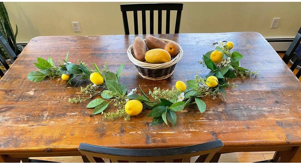 5 .2 5 ft Artificial Lemon, Green Leaves and White Flowers Garland