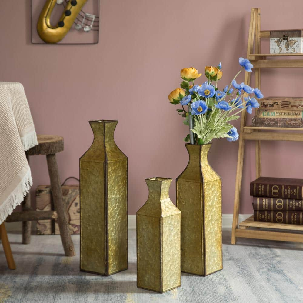 Uniquewise Decorative Antique Style Metal Bottle Shape Gold Floor Vase for Entryway, Living Room or Dining Room, Set of 3