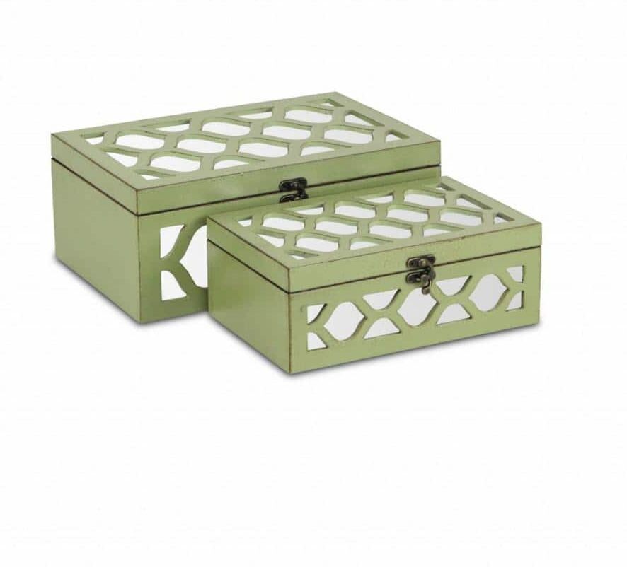 HomeRoots Green Quatrefoil Mirror Jewelry Storage Boxes