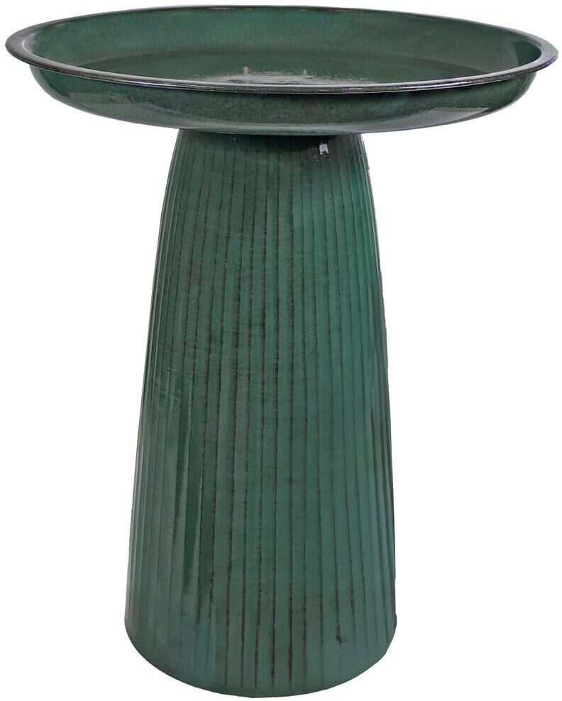 Sunnydaze Decor Gleeful Garden Metal Outdoor Birdbath - Molten Green Finish