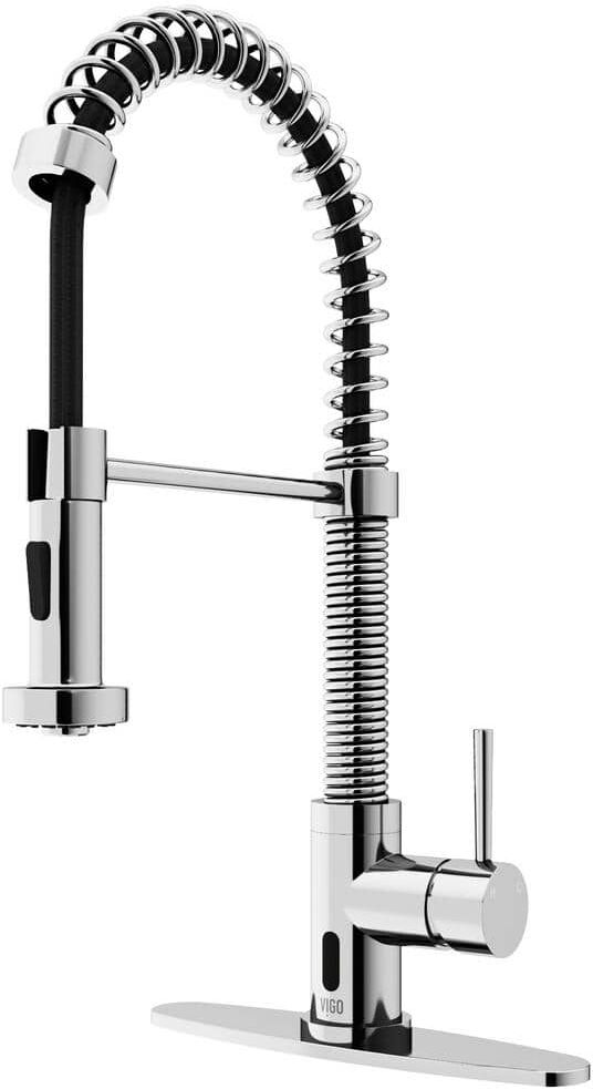 VIGO Edison Single Handle Pull-Down Sprayer Kitchen Faucet Set with Deck Plate and Touchless Sensor in Chrome