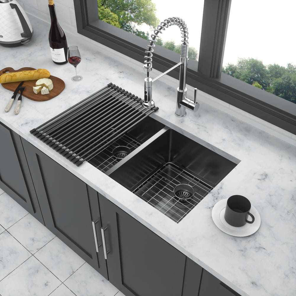 33 in. Undermount Double Bowl Gunmetal Black Stainless Steel Kitchen Sink with Rolling Drying Rack