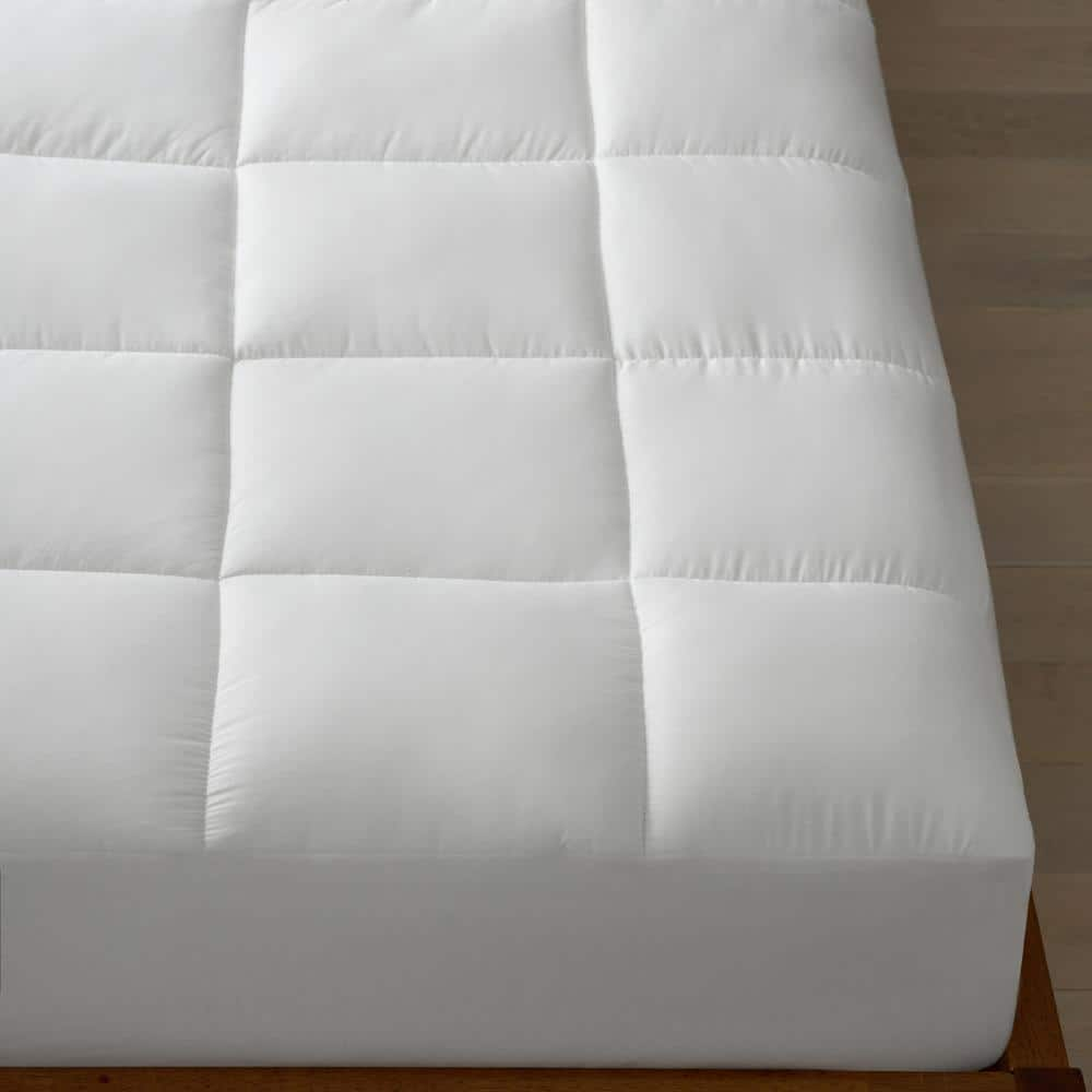 The Company Store Cool Zzz Deluxe 18 in. King Polyester Mattress Pad