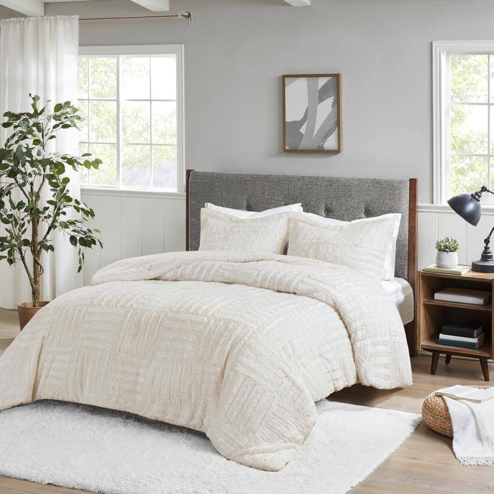 Madison Park Polar 2-Piece Ivory Twin Comforter Set