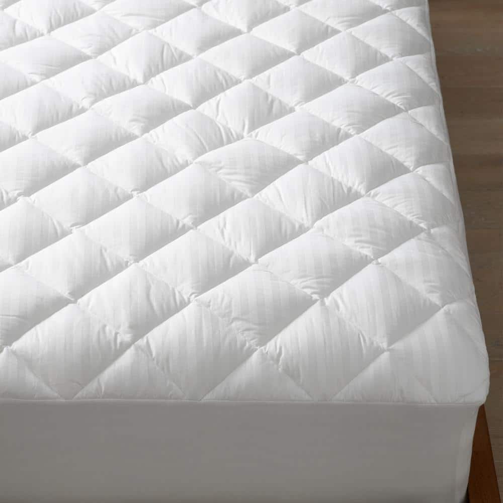 The Company Store Legends Hotel 400-Thread Count Waterproof 9 in. Twin Polyester Mattress Pad
