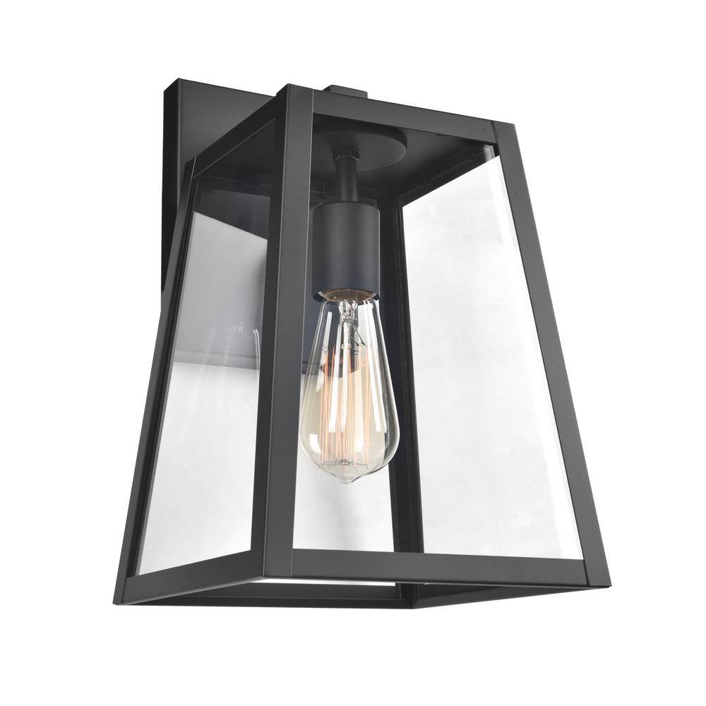 Design House Branson Modern Classic Traditional 1-Light Black Indoor/Outdoor Wall Lantern Sconce