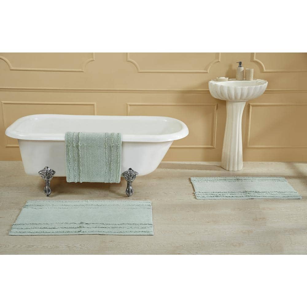 Better Trends Ruffle Border Collection Aqua 21 in. x 34 in. 100% Cotton Bath Rug