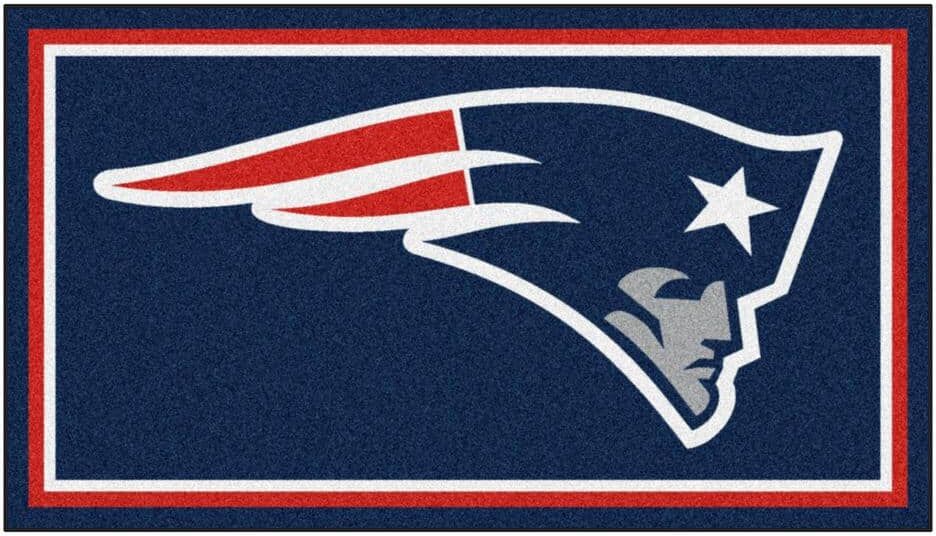 FANMATS NFL - New England Patriots 3 ft. x 5 ft. Ultra Plush Area Rug