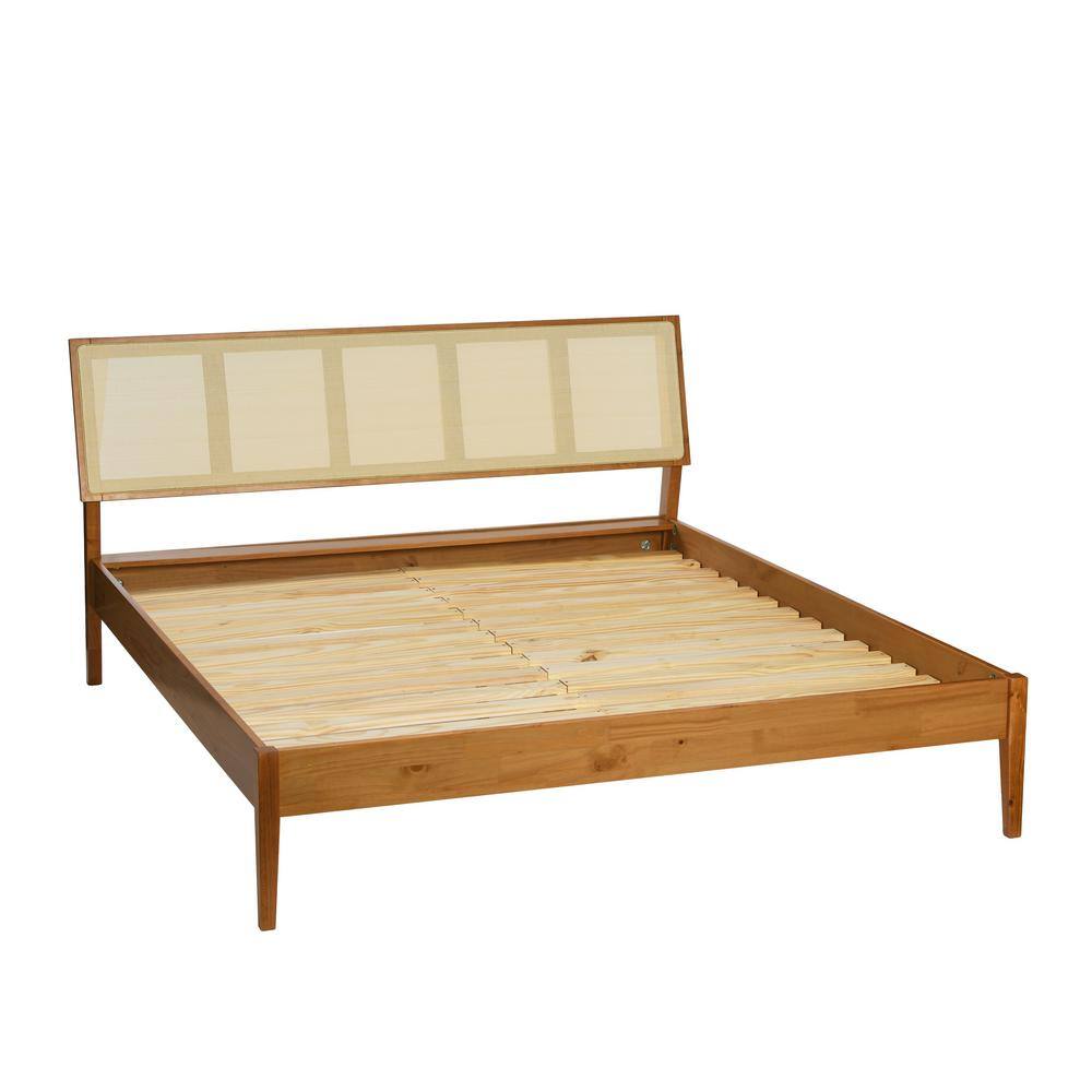3R Studios Brown Wood Frame Queen Panel Bed with Solid Wood
