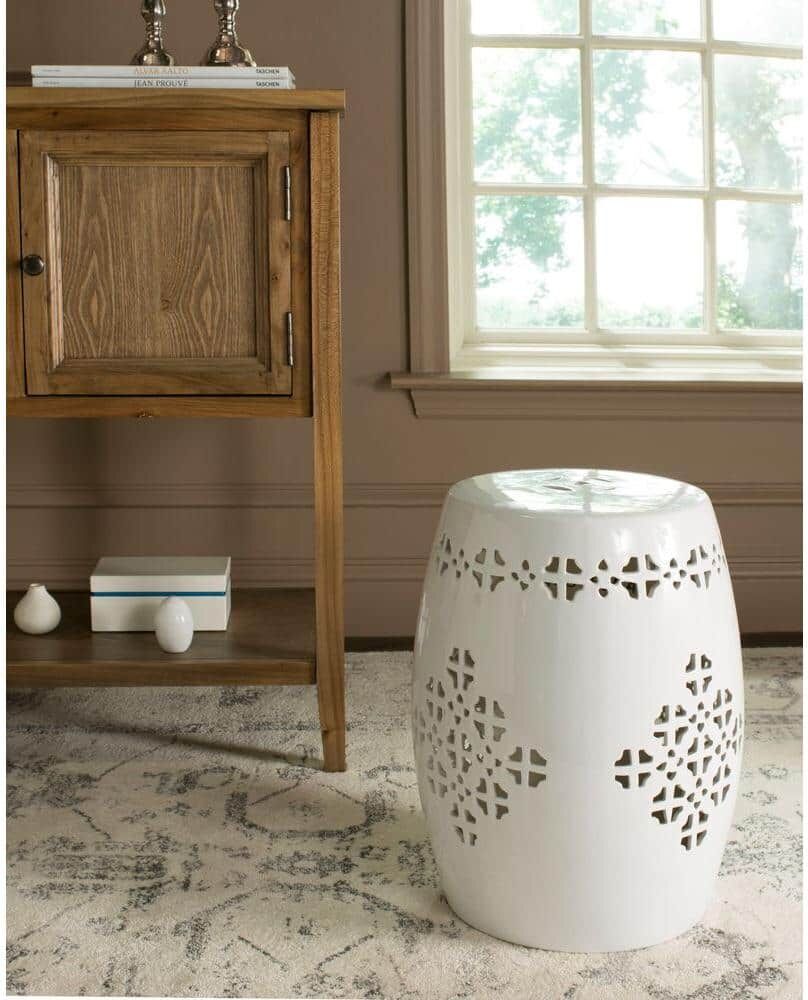 SAFAVIEH Quatrefoil Antique White Ceramic Garden Stool