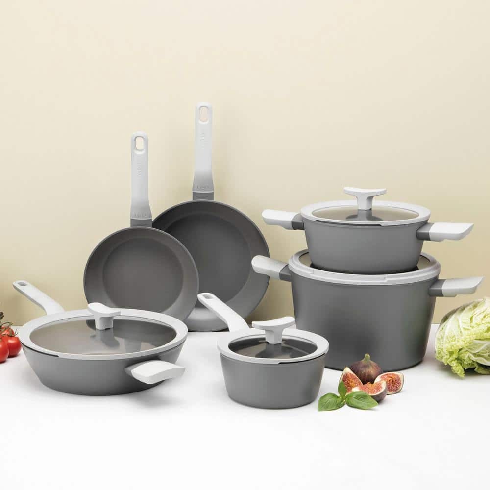 BergHOFF Leo 10-Piece Cast Aluminum Nonstick Ceramic Cookware Set with Glass Lids in Gray