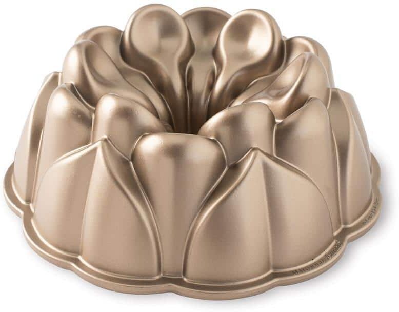 Nordic Ware Magnolia Cake Pan