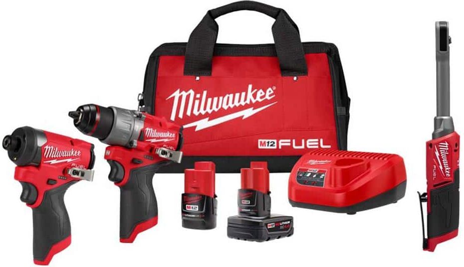 Milwaukee M12 FUEL INSIDER 12V Lithium-Ion Brushless 1/4 in. - 3/8 in. Extended Reach Box Cordless Ratchet w/ M12 2-Tool Combo Kit