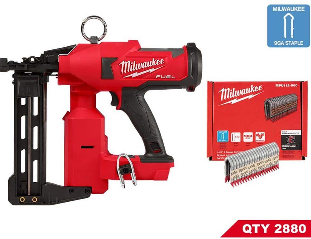 Milwaukee M18 FUEL 18-Volt Brushless Cordless Utility Fencing Stapler w/1-1/2 in. 9-Gauge Galvanized Staples 960 per Box (3-Pack)