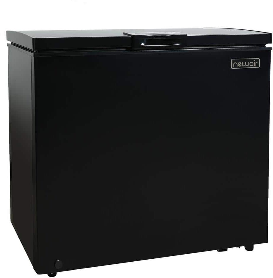 NewAir 6.7 cu. ft. Compact Chest Freezer in Black