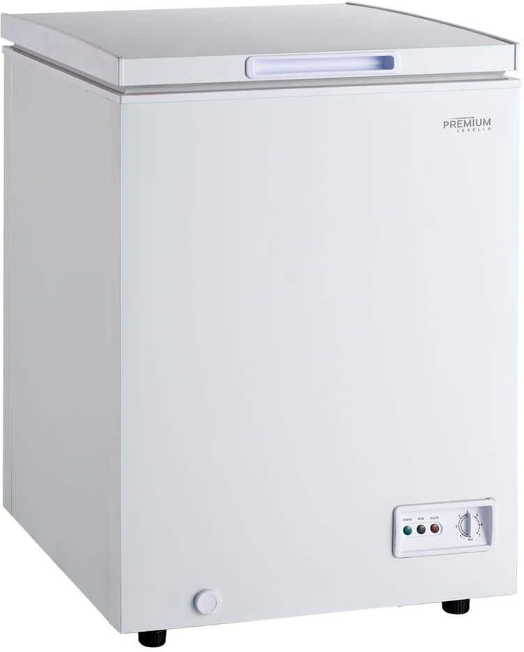 Premium LEVELLA 5.0 cu. ft Chest Freezer in White