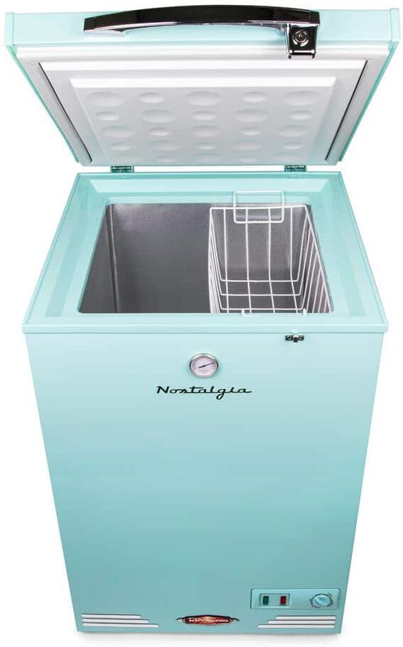 Nostalgia 23 in. Width 3.5 cu.ft. Manual Defrost Chest Freezer in Blue/Purple