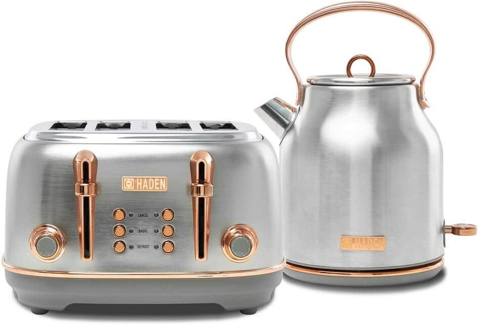 HADEN Heritage 4 Slice Wide Slot Stainless/Copper Retro Toaster and 1.7 Liter Stainless Steel Retro Electric Kettle