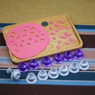 Domino Mini Cake Mold Set Multicolor - One Size  - Womens