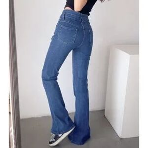 Flotto High-Waist Slit Flared Jeans  - Womens