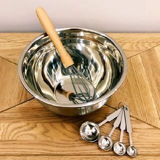 Beaucup Stainless Steel Mixing Bowl / Whisk / Measuring Spoon  - Womens