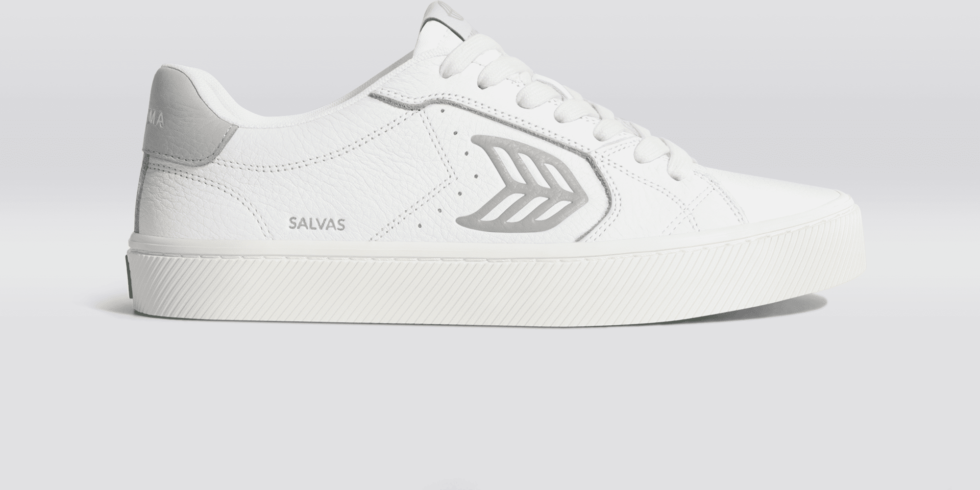 Cariuma SALVAS White Premium Leather Onyx Grey Logo Sneaker Women White/Onyx Grey size:7.5