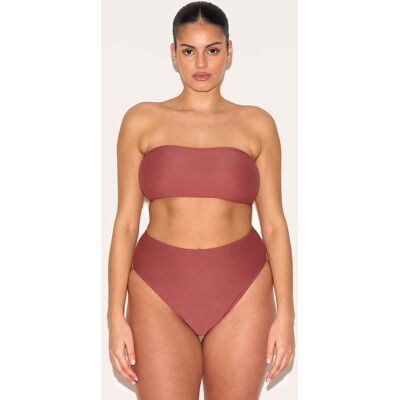 PrettyLittleThing Plus Rust Basic Bandeau Bikini Top - Rust - Size: 26 PrettyLittleThing Plus Rust Basic Bandeau Bikini Top - Rust - Size: 26