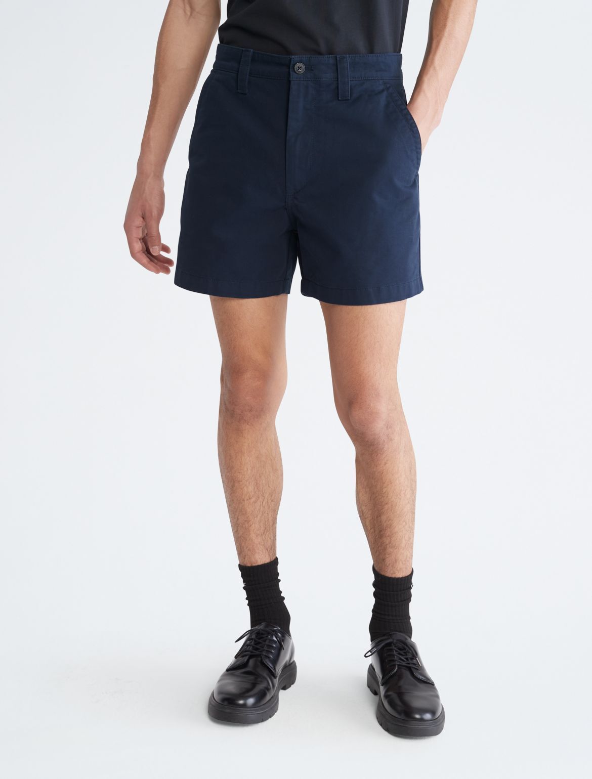 Calvin Klein Men's Utility 5-Inch Chino Shorts - Blue - 36