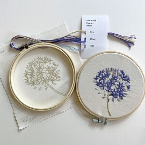Kate Wyatt Fine Art Embroidery Kit - 5'' - Black Eye Susan