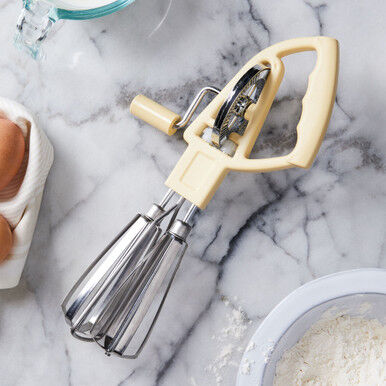 Garrett Wade Italian-Made Hand Mixer - Cream