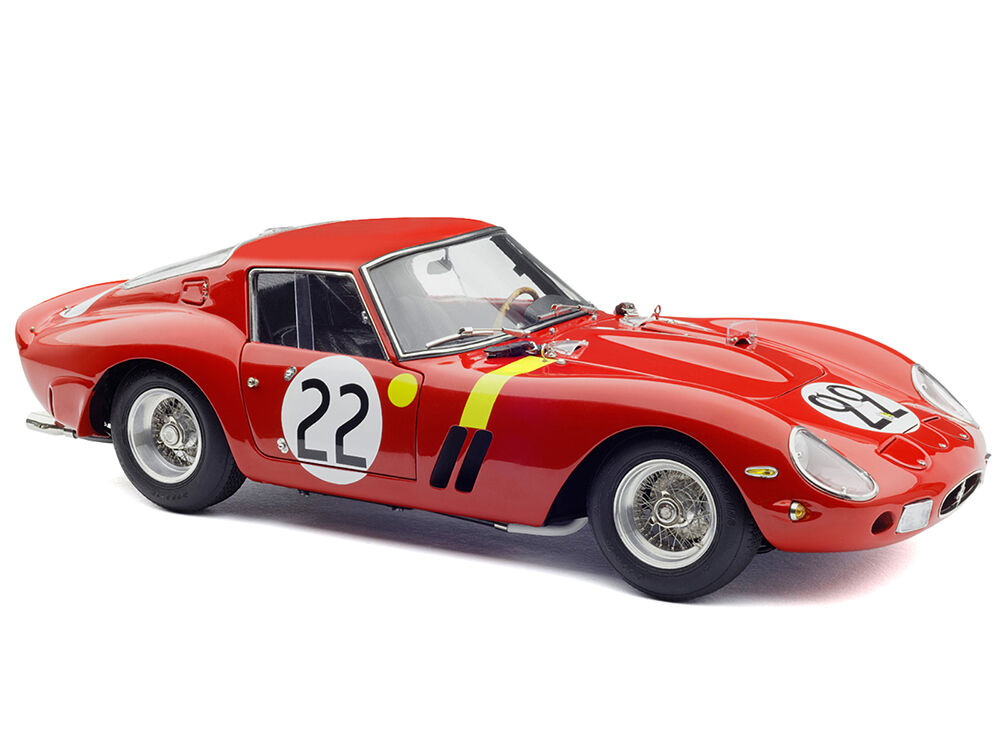 Ferrari 250 GTO #22 Elde - Beurlys 3rd Place 24 Hours of Le Mans (1962) Limited Edition to 2200 pieces Worldwide 1/18 Diecast Model Car by CMC
