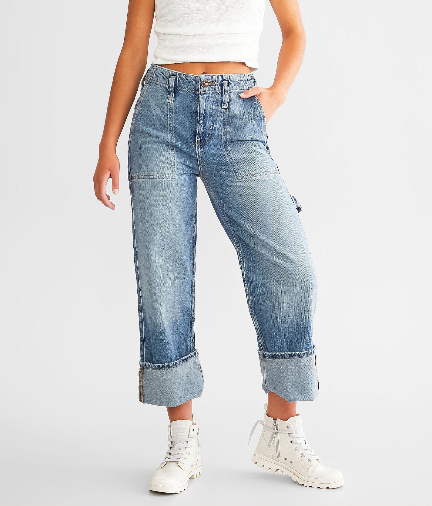 Free People Major Leagues Cuffed Cropped Jean  - female - Size: 25x29;X-Short