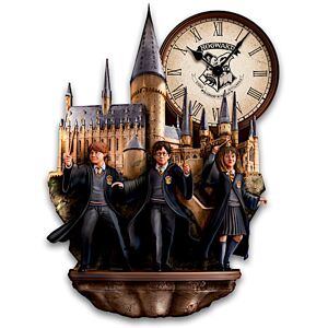 The Bradford Exchange HARRY POTTER Wall Clock With Illuminating HOGWARTS Windows
