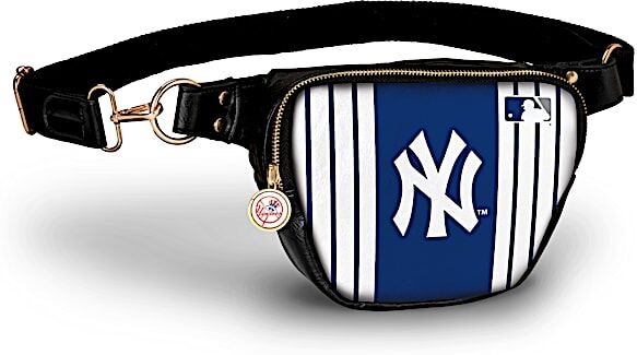 The Bradford Exchange New York Yankees Hands-Free Purse With Team Logo Charm