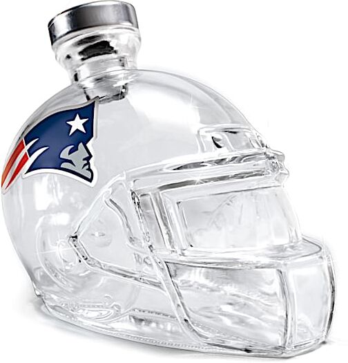 The Bradford Exchange New England Patriots Glass Helmet Decanter