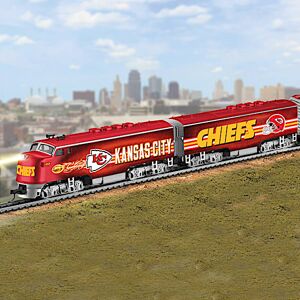 Hawthorne Village Chiefs Train Collection With Super Bowl LVIII Champions Car Hawthorne Village Chiefs Train Collection With Super Bowl LVIII Champions Car
