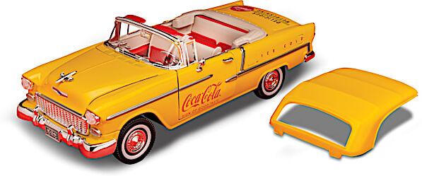 The Hamilton Collection 1:18-Scale COCA-COLA 1955 Bel Air Diecast Car With Display