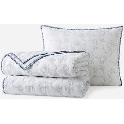 UGG® Botanic Quilt Set T/TXL Bedding in Snow/Lilac Hint UGG® Botanic Quilt Set T/TXL Bedding in Snow/Lilac Hint