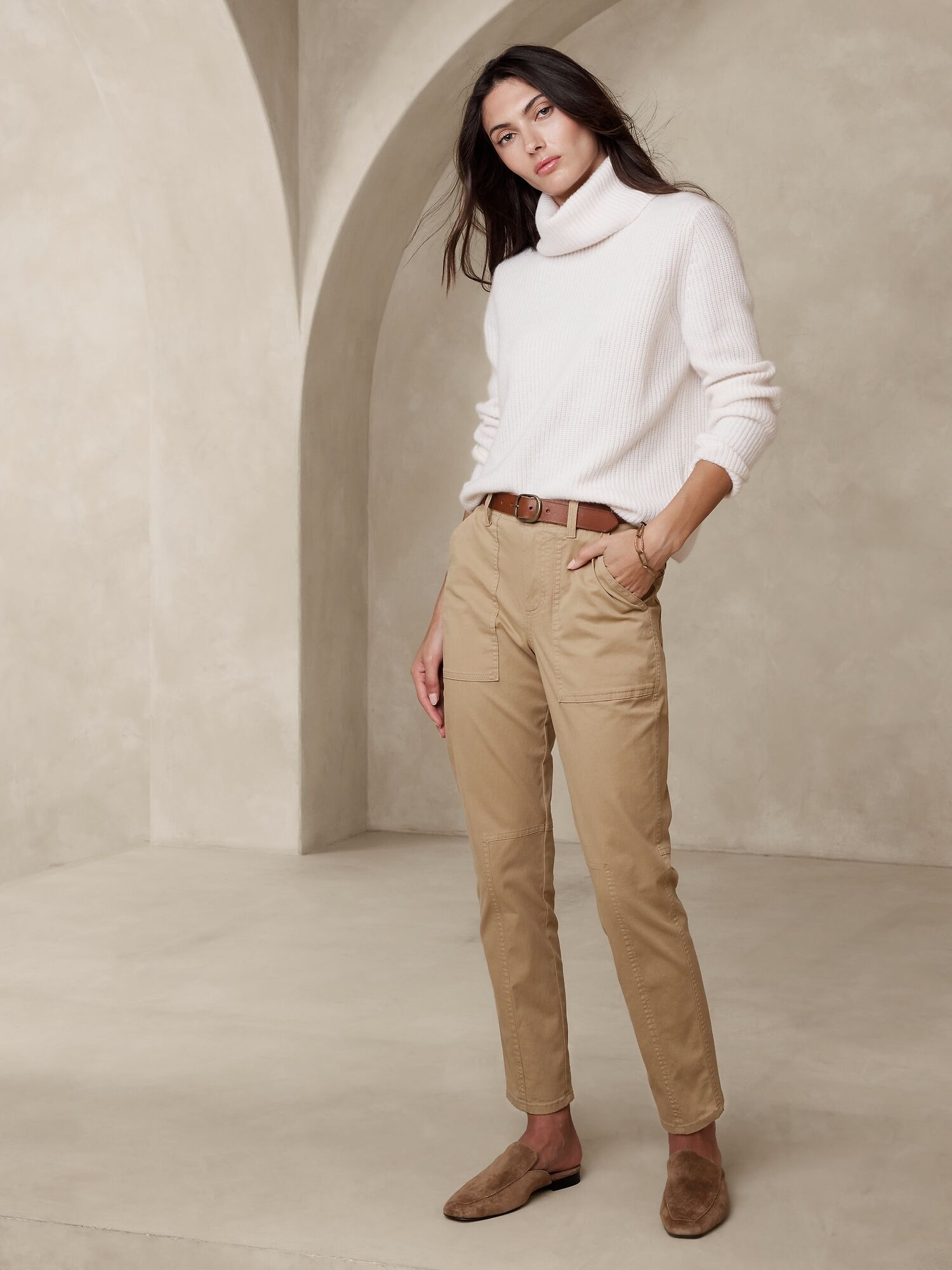 Banana Republic Factory Mid-Rise Slim Cargo Pant - Khaki Beige - female - Size: 0