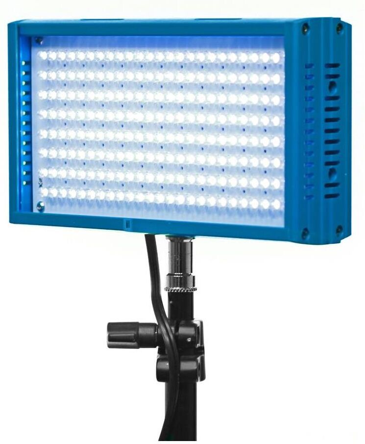 Dracast LED200 Plus On-Camera Daylight LED Light, Sony L-Series NPF 990 Battery