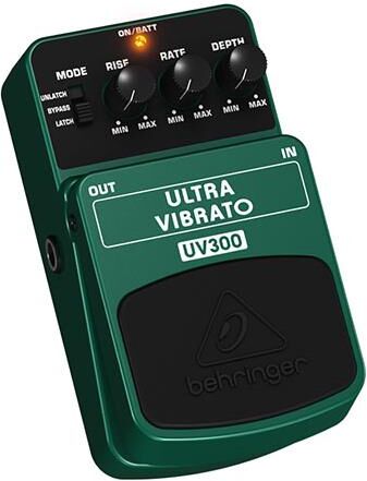 Behringer Ultra Vibrato UV300 Classic Effects Pedal