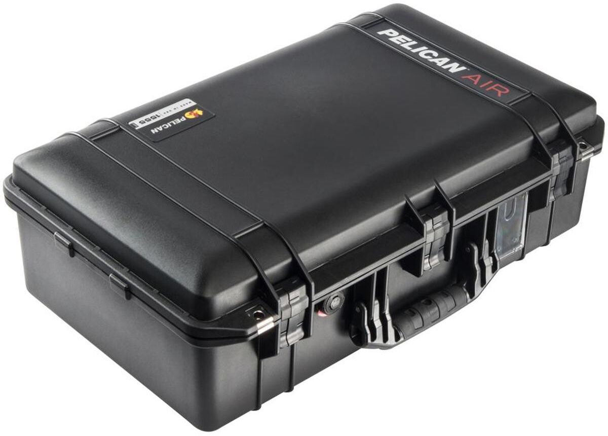 Pelican 1555TP Air Case with TrekPak Divider System, Black