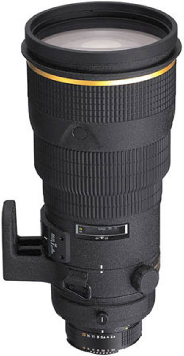 Nikon Disc. 300mm f/2.8D ED-IF II AF-S Telephoto Auto Focus NIKKOR Lens with Case, Hood, Strap, with 5 Year U.S.A. Warranty.