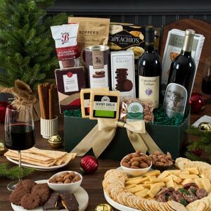 GourmetGiftBaskets.com Classic Christmas Red Wine Gift