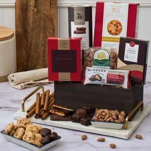 GourmetGiftBaskets.com Snack Gift Basket - Classic
