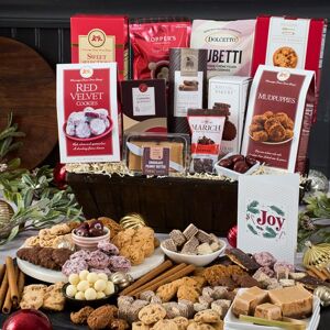 GourmetGiftBaskets.com Christmas Chocolates Gift Basket - Deluxe