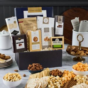 GourmetGiftBaskets.com Easter Snack & Chocolate Classic Gift