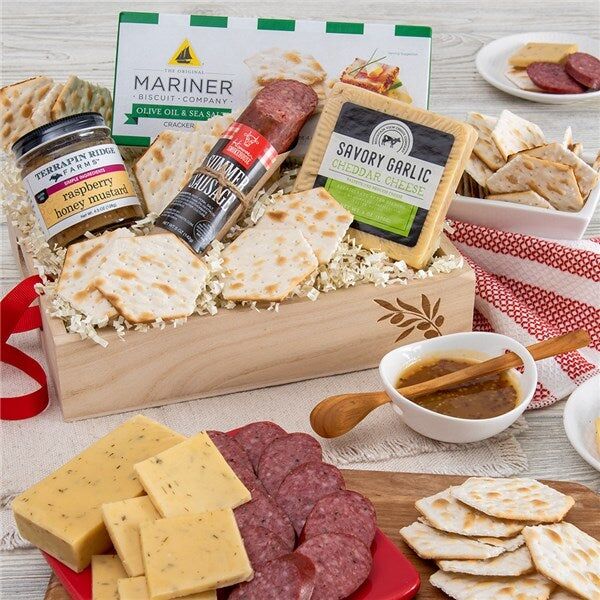 GourmetGiftBaskets.com Gourmet Meat & Cheese Sampler